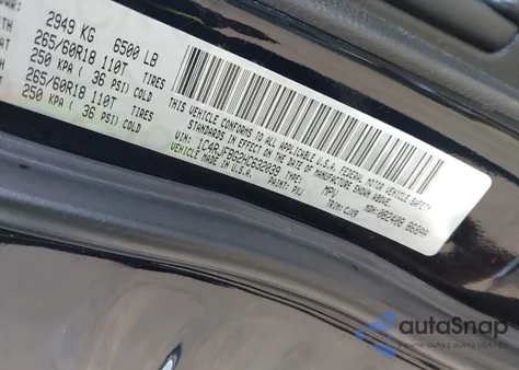 2017 Jeep Grand Cherokee Limited 4X4 z USA, uszkodzony, nr VIN 1C4RJFBG2HC632039